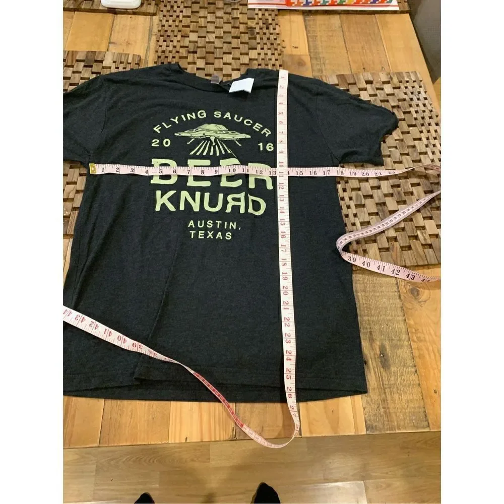 Flying Saucer Beer‎ Knurd 2016 Graphic T-Shirt, Size Medium, Next Level EUC - Picture 9 of 9